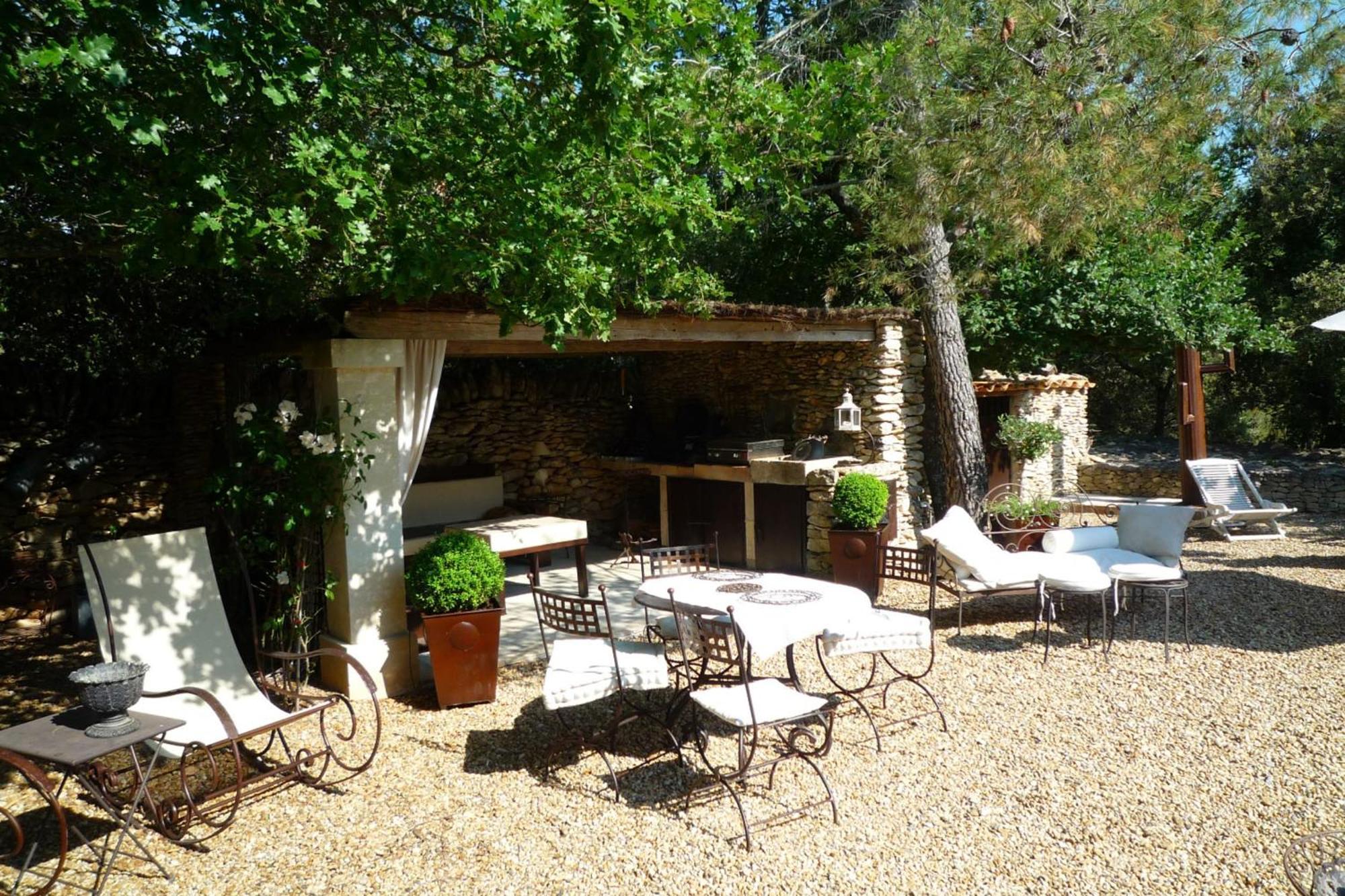 Beautiful Provencal Villa With Pool And Jacuzzi Lacoste  Zewnętrze zdjęcie