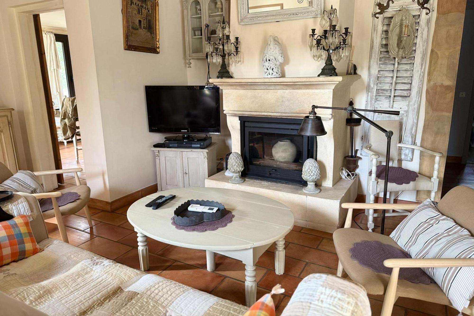 Beautiful Provencal Villa With Pool And Jacuzzi Lacoste  Zewnętrze zdjęcie
